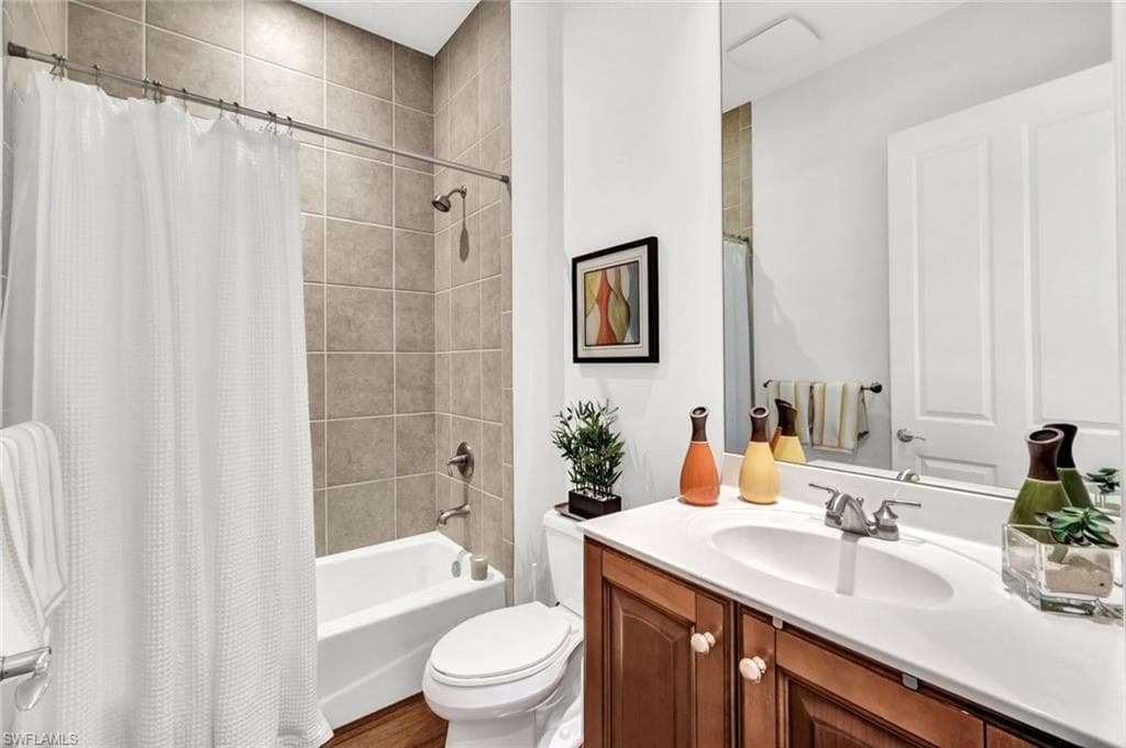 4751 Bay Blvd 102, Estero, FL 33928-10