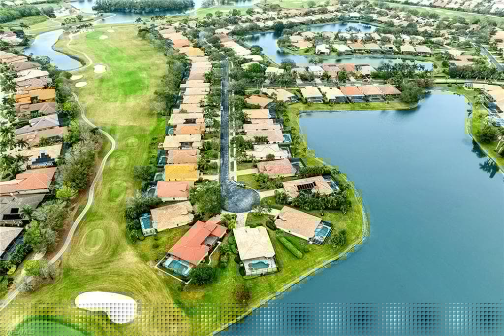 6730 Bent Grass Dr, Naples, FL 34113-14