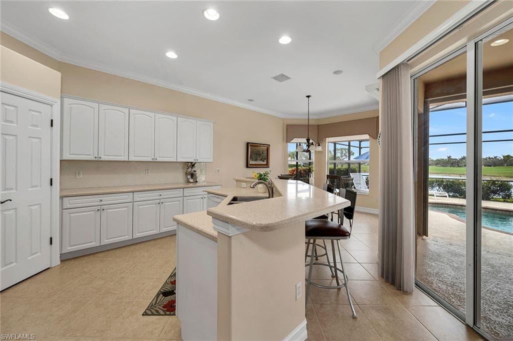 6730 Bent Grass Dr, Naples, FL 34113-28
