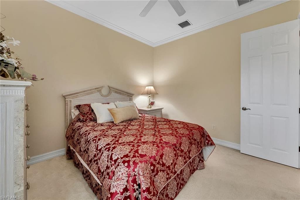 6730 Bent Grass Dr, Naples, FL 34113-40