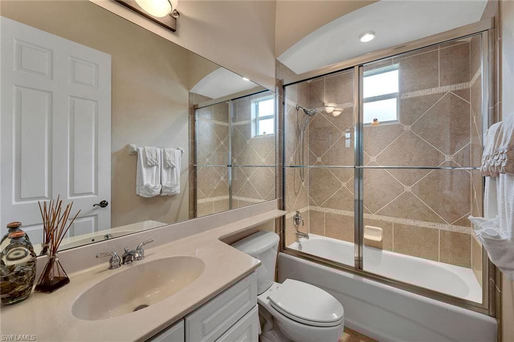 6730 Bent Grass Dr, Naples, FL 34113-45
