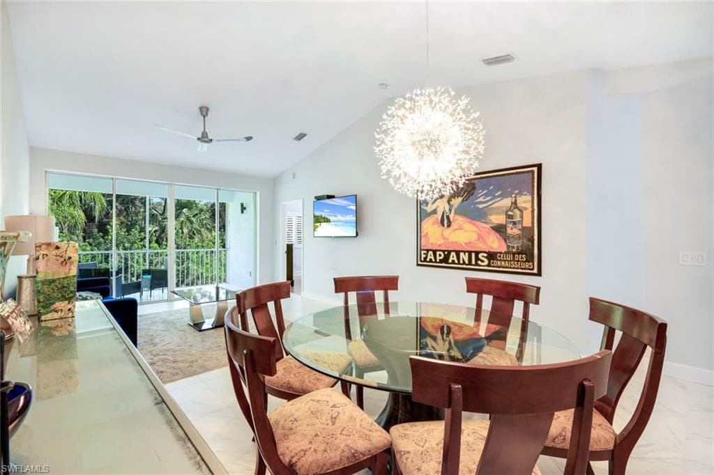 650 Luisa Ln 4, Naples, FL 34104-7
