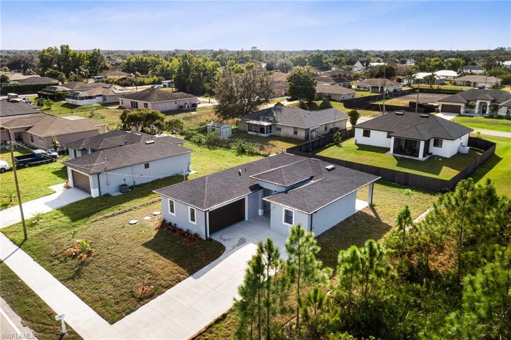 3727 12th St W, Lehigh Acres, FL 33971-31