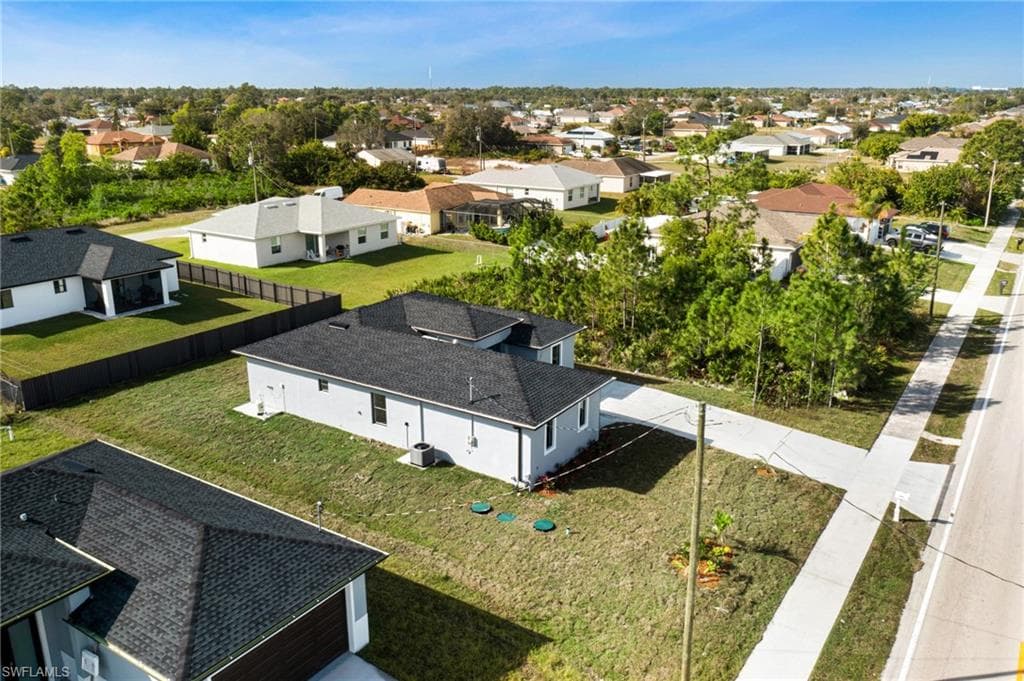 3727 12th St W, Lehigh Acres, FL 33971-32