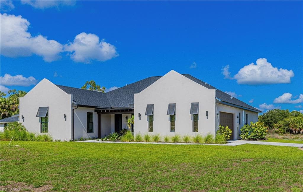 4343 10th St NE, Naples, FL 34120-3