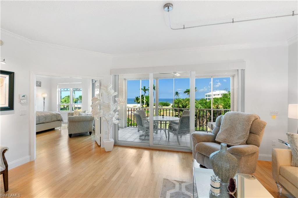 260 Barefoot Beach Blvd 203, Bonita Springs, FL 34134-8