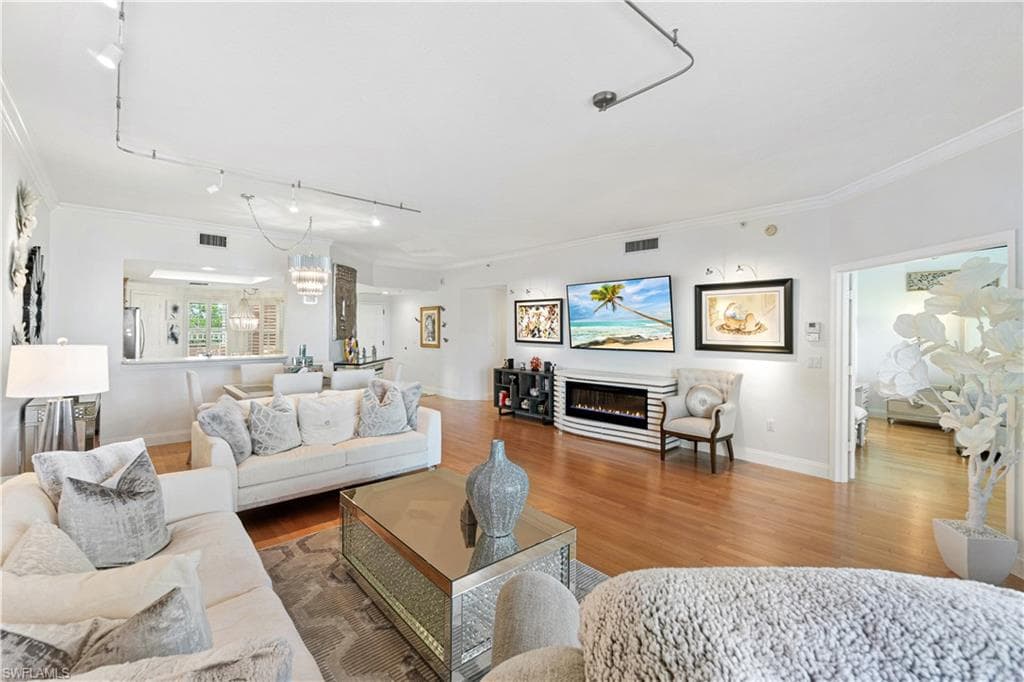 260 Barefoot Beach Blvd 203, Bonita Springs, FL 34134-6