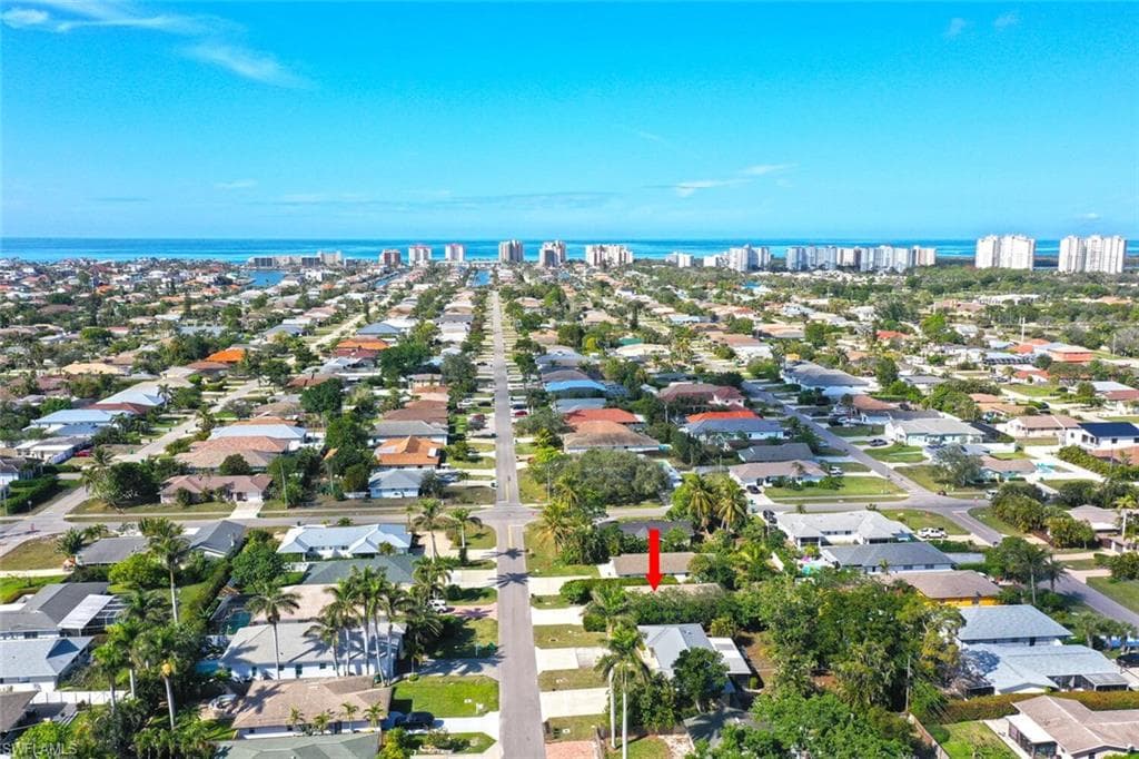 711 108th Ave N, Naples, FL 34108-1