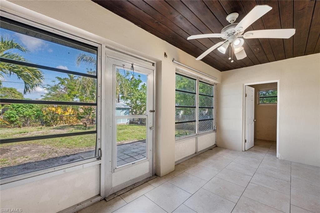 711 108th Ave N, Naples, FL 34108-20