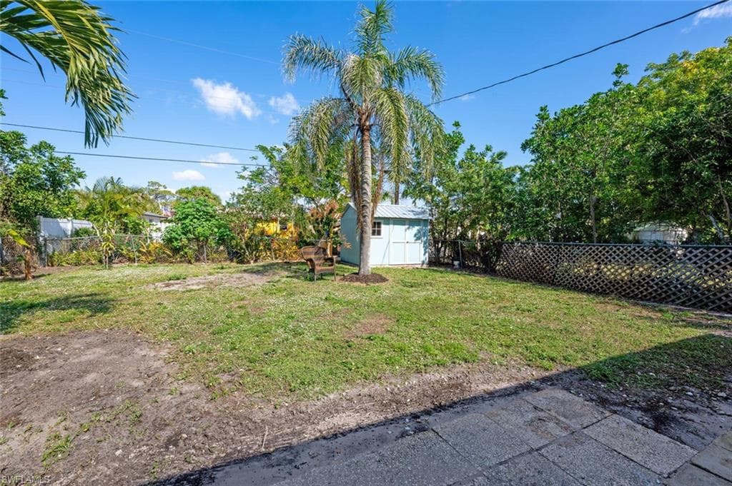 711 108th Ave N, Naples, FL 34108-23