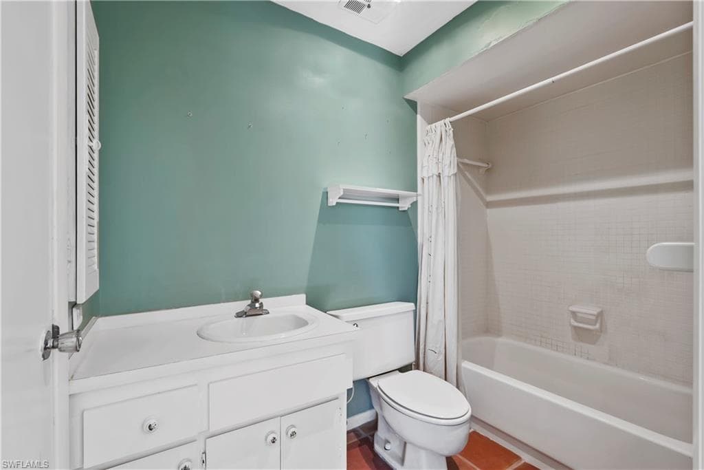 3143 Boca Ciega Dr B4, Naples, FL 34112-16