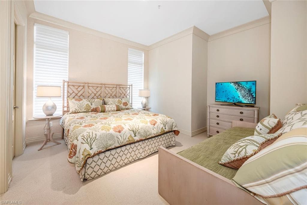 868 5th Ave S 3a, Naples, FL 34102-13