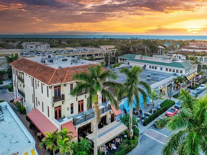 868 5th Ave S 3a, Naples, FL 34102-18
