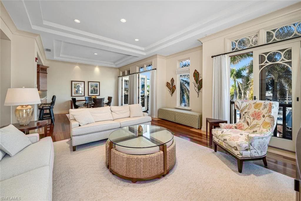 868 5th Ave S 3a, Naples, FL 34102-6