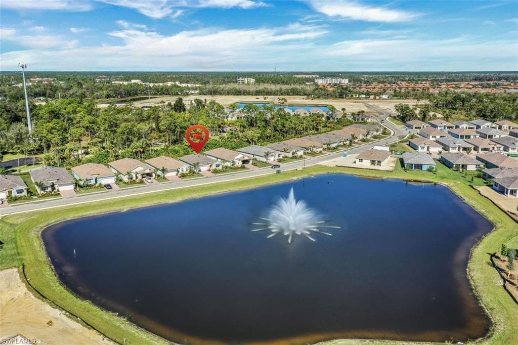 315 Tamarindo Ln, Naples, FL 34114-33