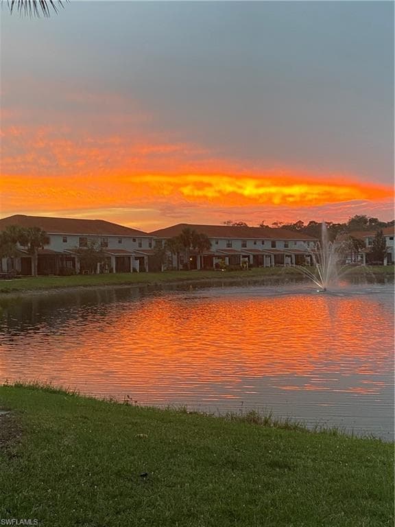 15489 Summit Place Cir 302, Naples, FL 34119-26