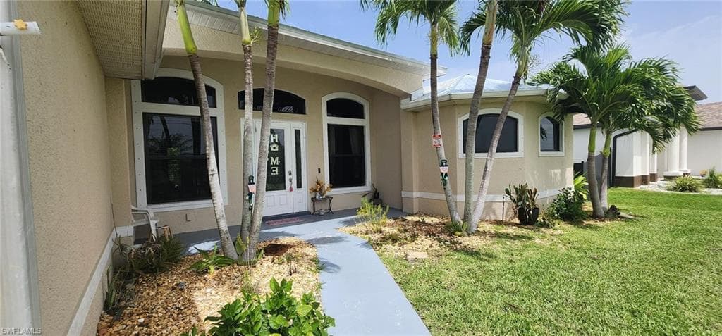 1012 33rd Pl, Cape Coral, FL 33993-4
