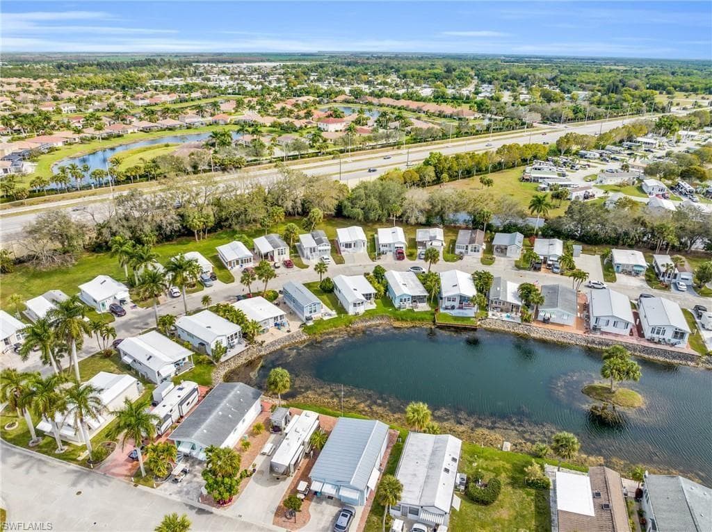 251 Bass Ln, Naples, FL 34114-13