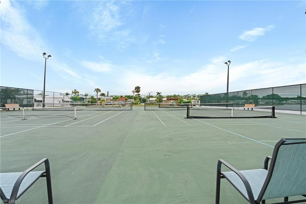 251 Bass Ln, Naples, FL 34114-24
