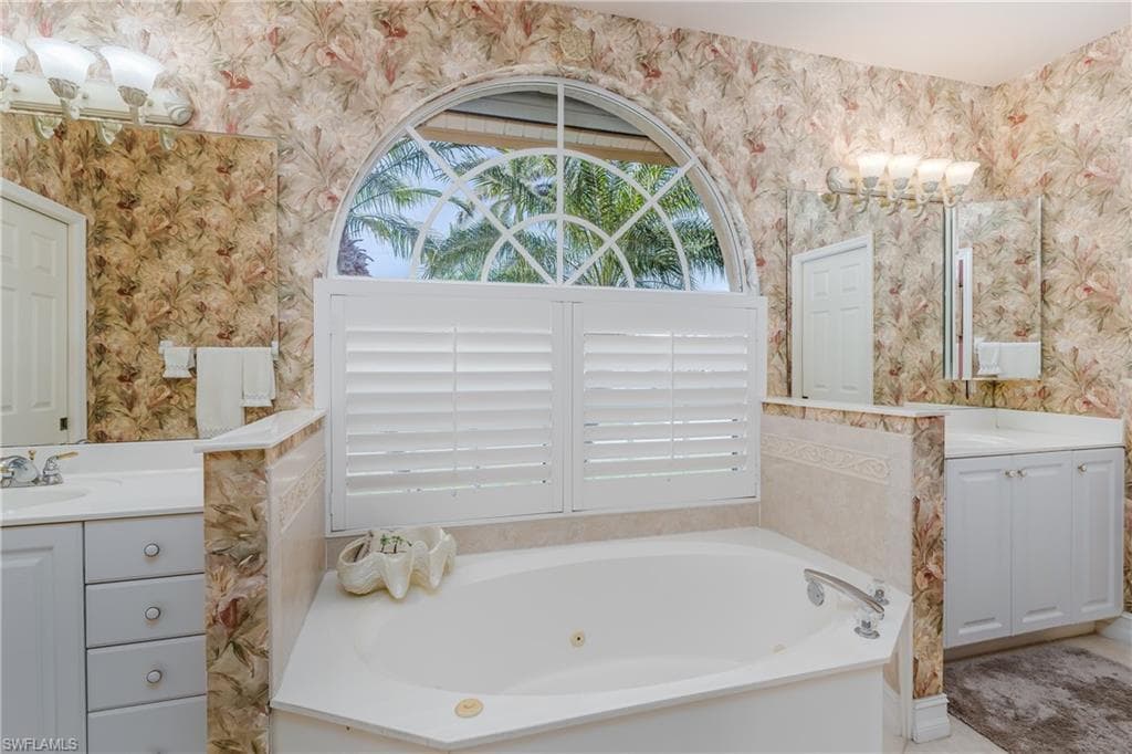 79 Copperfield Ct, Marco Island, FL 34145-14