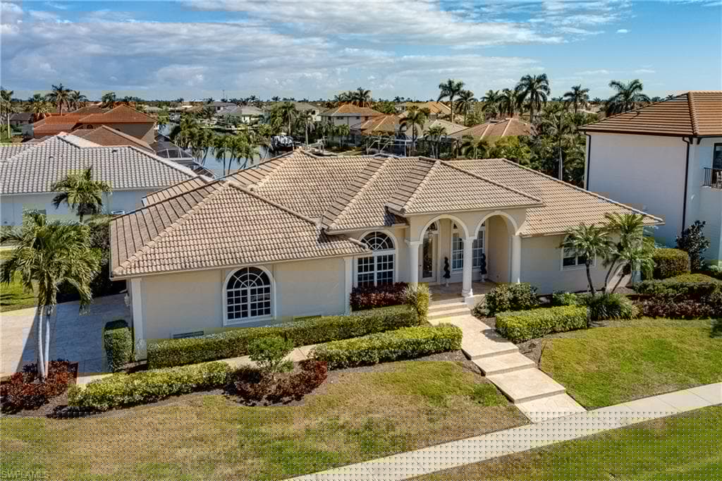 79 Copperfield Ct, Marco Island, FL 34145-35