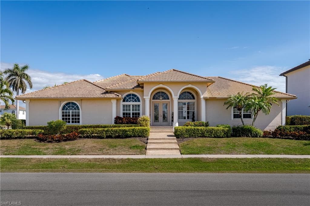79 Copperfield Ct, Marco Island, FL 34145-3