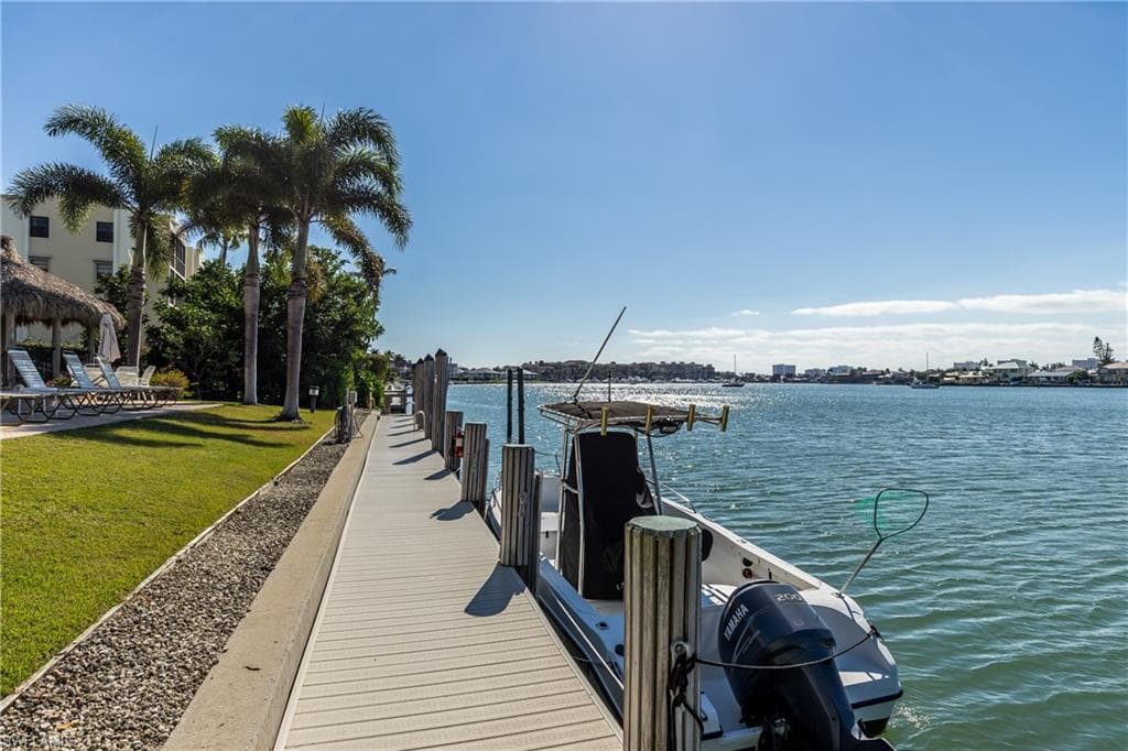 848 Elkcam Cir 302, Marco Island, FL 34145-28