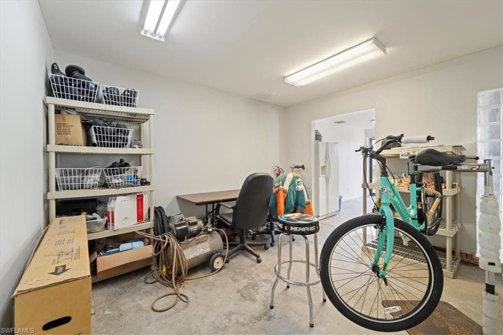 3037 Van Buren Ave, Naples, FL 34112-14