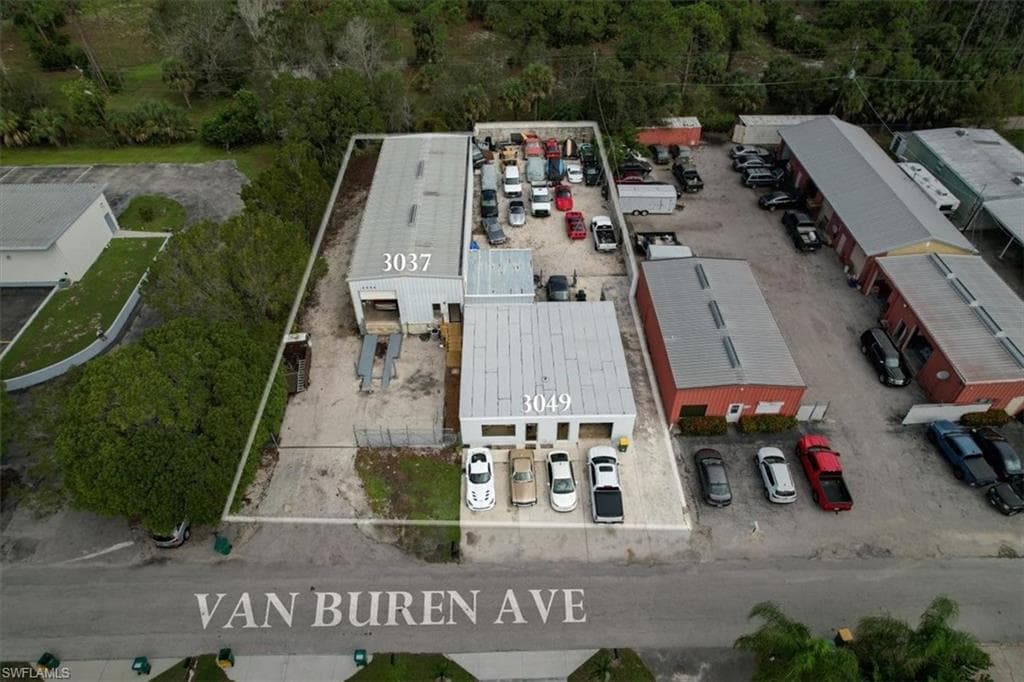 3037 Van Buren Ave, Naples, FL 34112-1