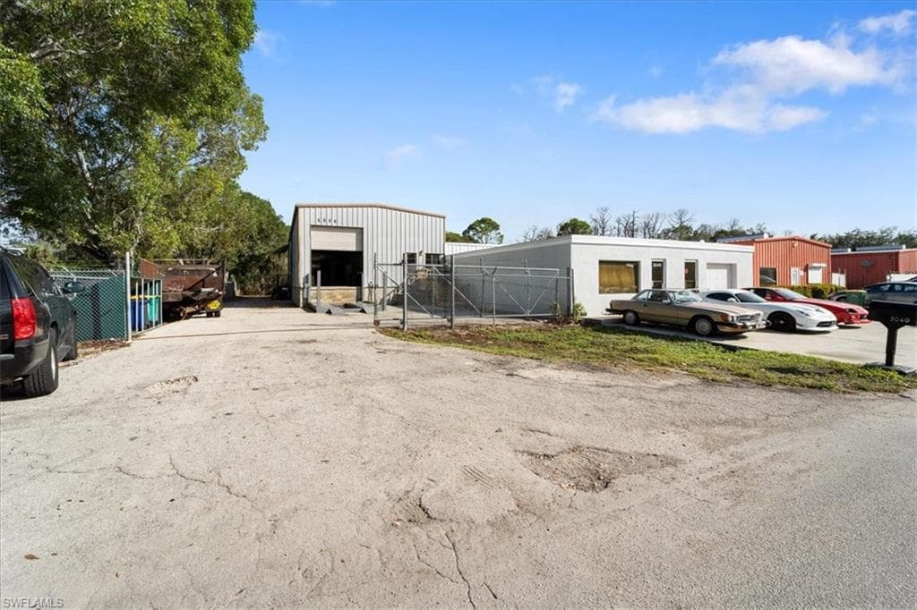 3037 Van Buren Ave, Naples, FL 34112-3