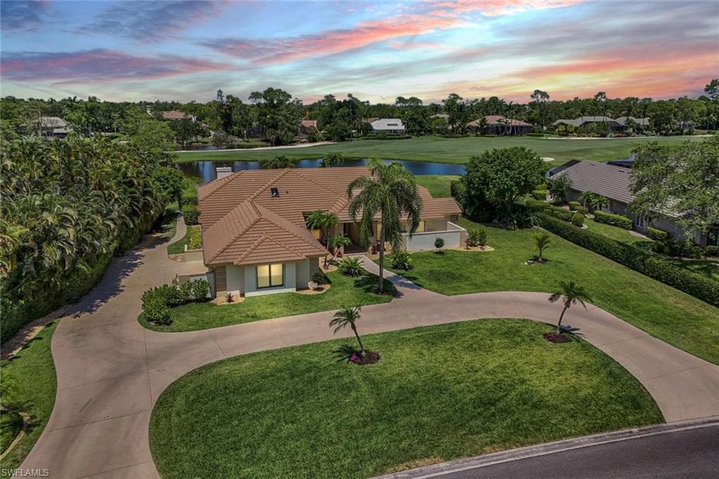 13123 Valewood Dr, Naples, FL 34119-1