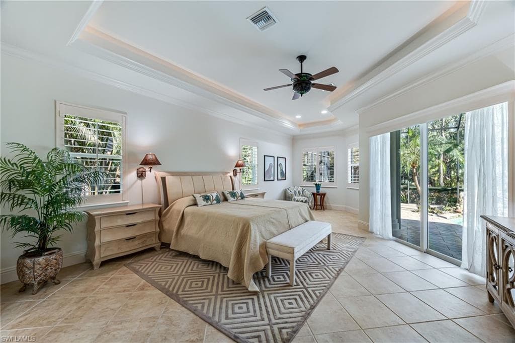 7610 Palmer Ct, Naples, FL 34113-17