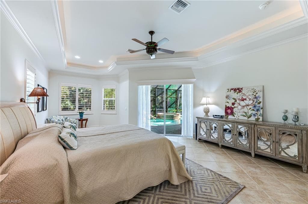 7610 Palmer Ct, Naples, FL 34113-18