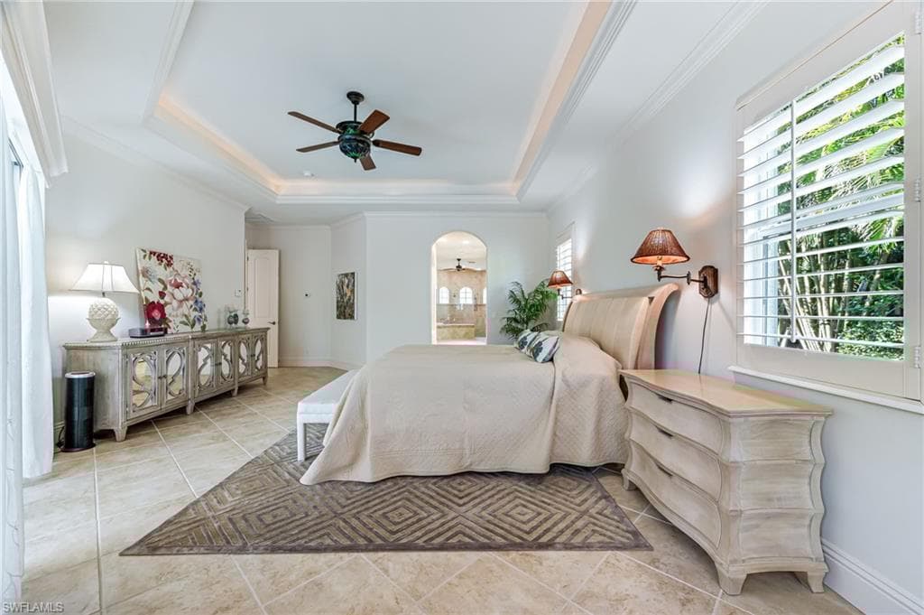 7610 Palmer Ct, Naples, FL 34113-19
