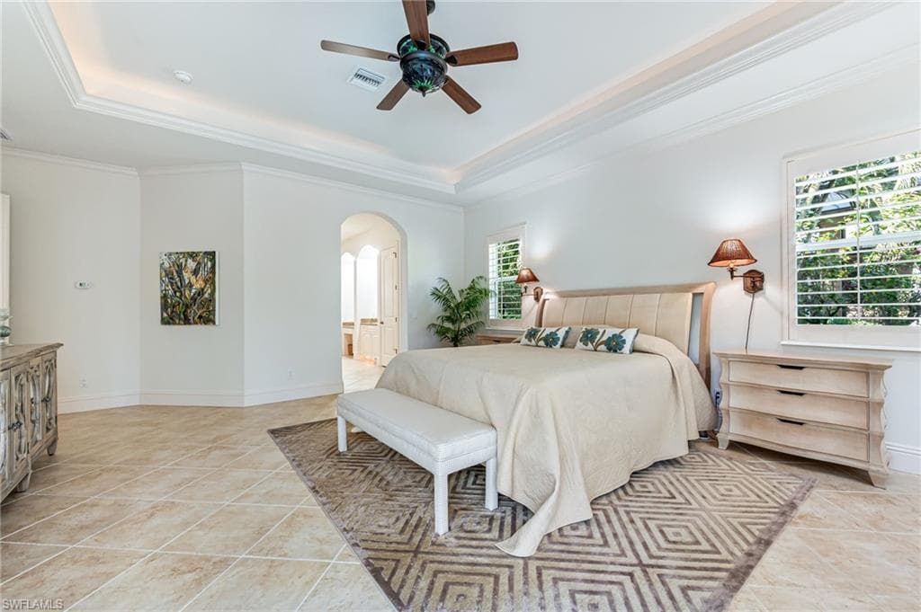 7610 Palmer Ct, Naples, FL 34113-20