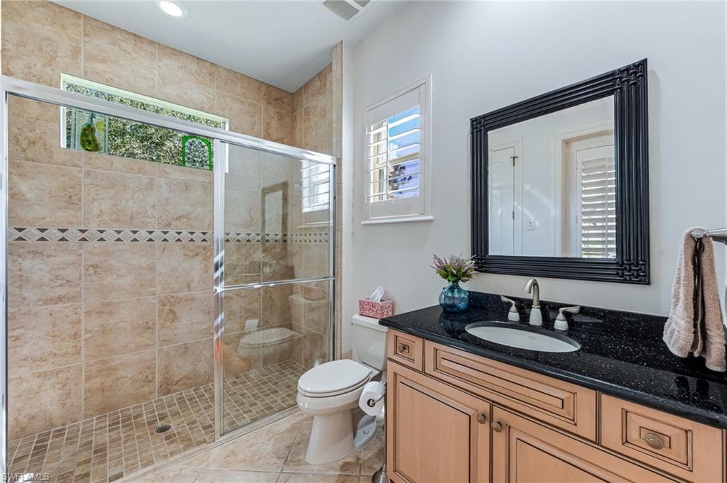 7610 Palmer Ct, Naples, FL 34113-26