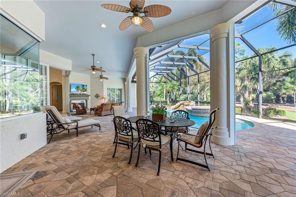 7610 Palmer Ct, Naples, FL 34113-30