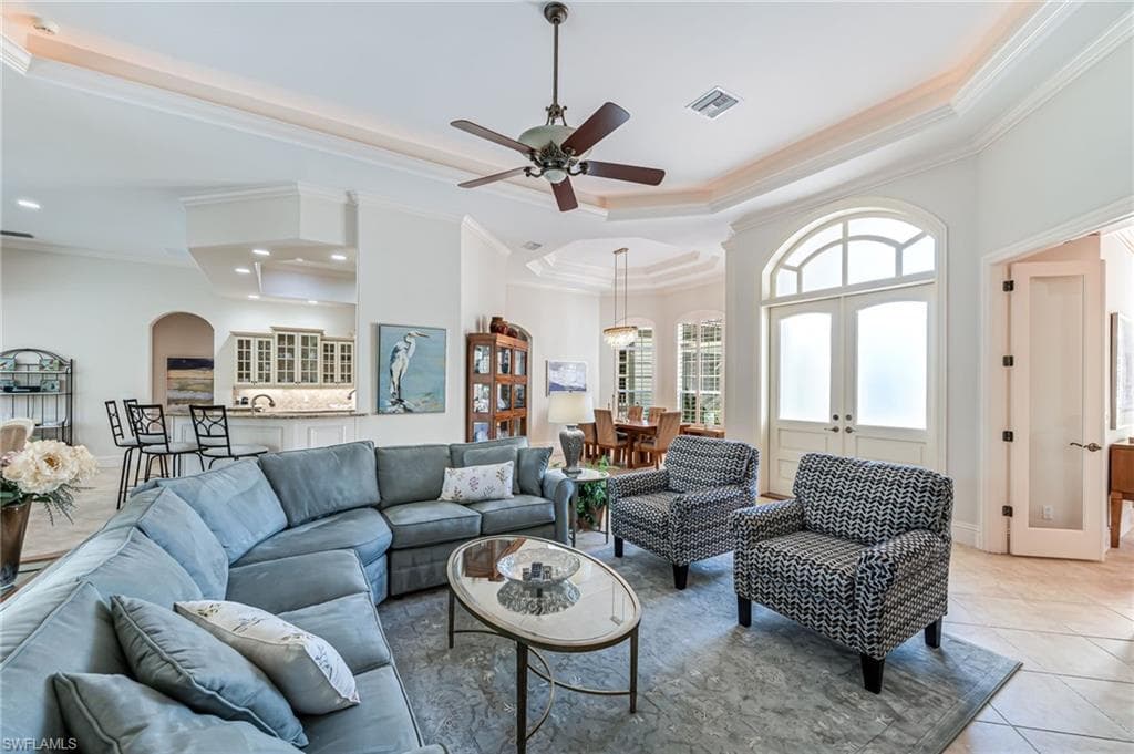 7610 Palmer Ct, Naples, FL 34113-7