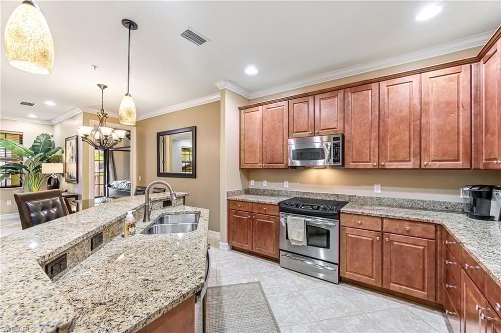 9155 Delano St 9804, Naples, FL 34113-7