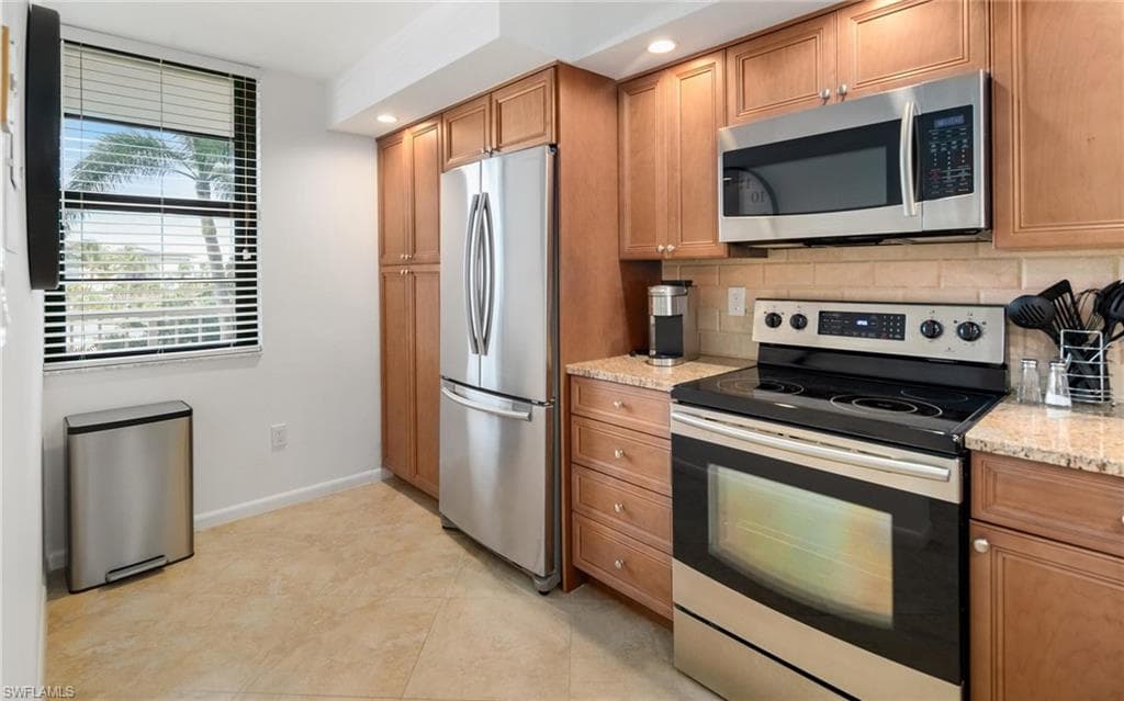380 Seaview Ct 301, Marco Island, FL 34145-11