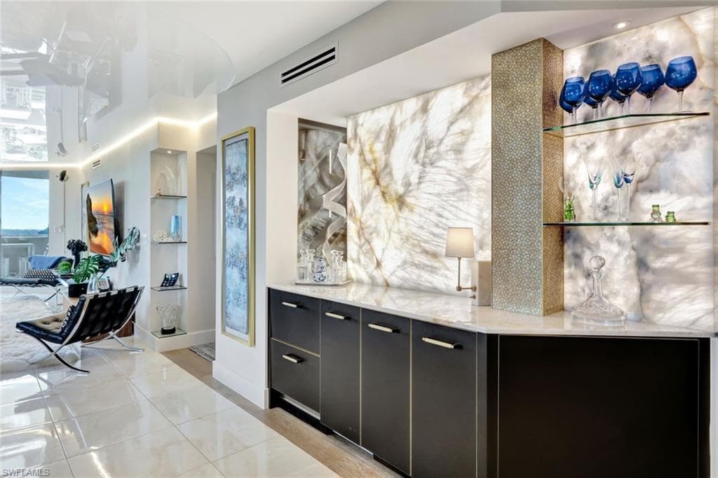 6001 Pelican Bay Blvd 1405, Naples, FL 34108-9