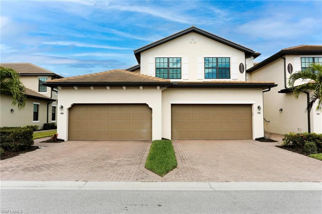 2353 Anguilla Dr 201, Naples, FL 34120-16