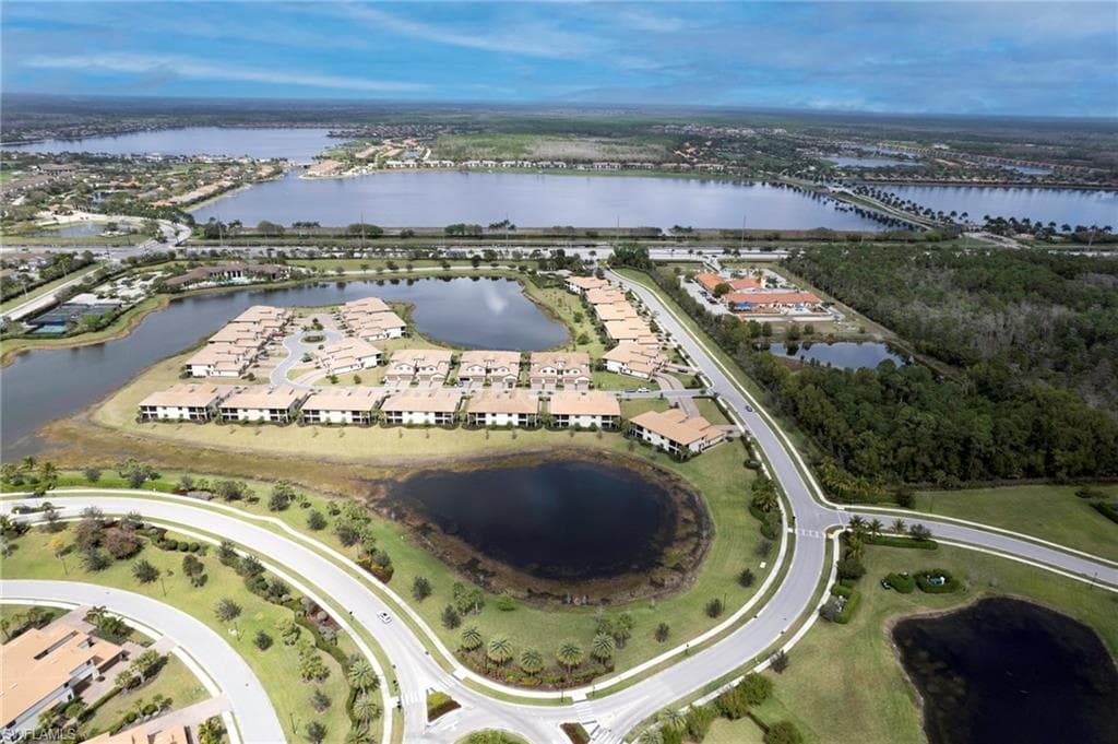 2353 Anguilla Dr 201, Naples, FL 34120-21