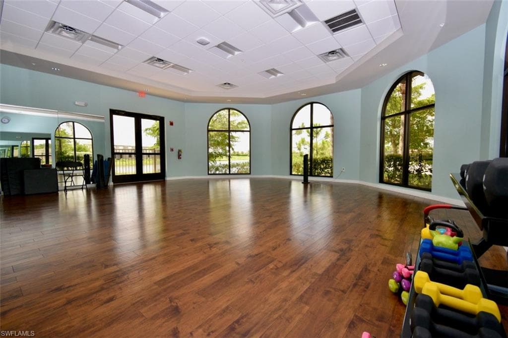 2353 Anguilla Dr 201, Naples, FL 34120-43