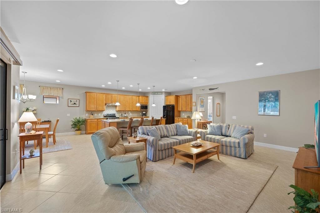 7045 Live Oak Dr, Naples, FL 34114-12