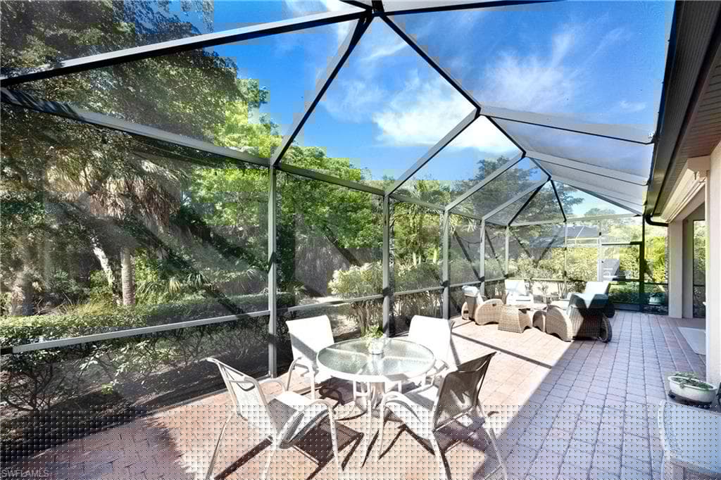 7045 Live Oak Dr, Naples, FL 34114-29