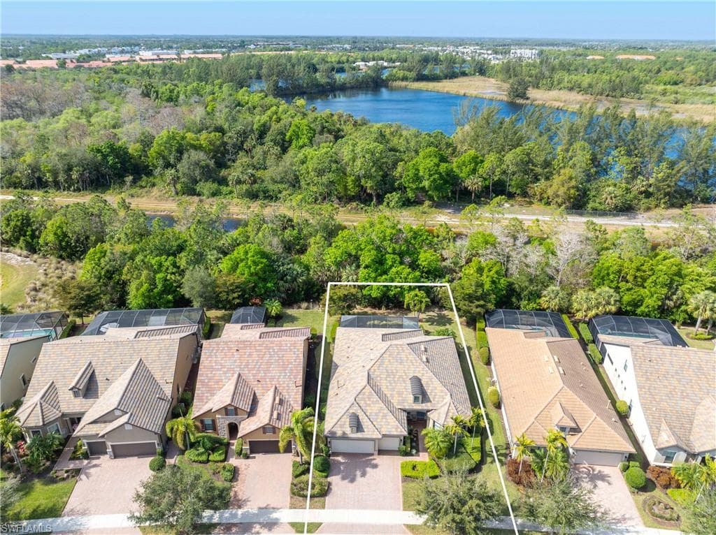 7045 Live Oak Dr, Naples, FL 34114-44