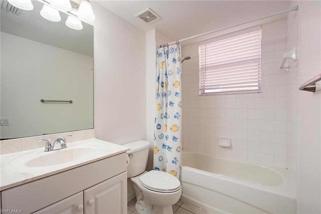 10025 Heather Ln 702, Naples, FL 34119-12