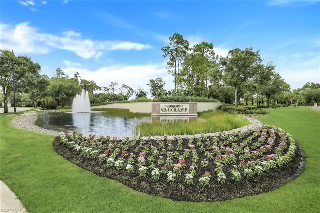 9729 Everglades Dr, Naples, FL 34120-27