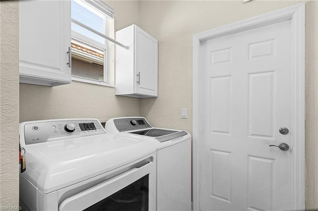 14489 Sterling Oaks Dr, Naples, FL 34110-11